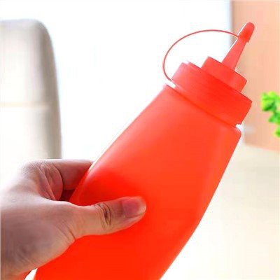 Squeeze palack csavaró kupakkal